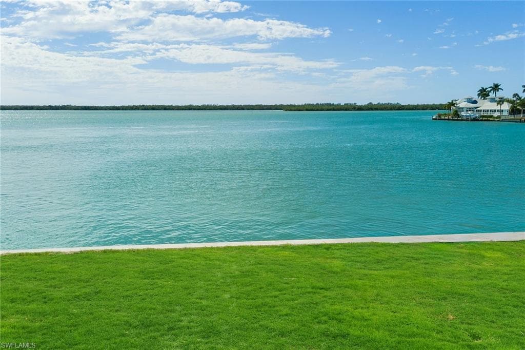 1028 Inlet DR photo 5 of 13