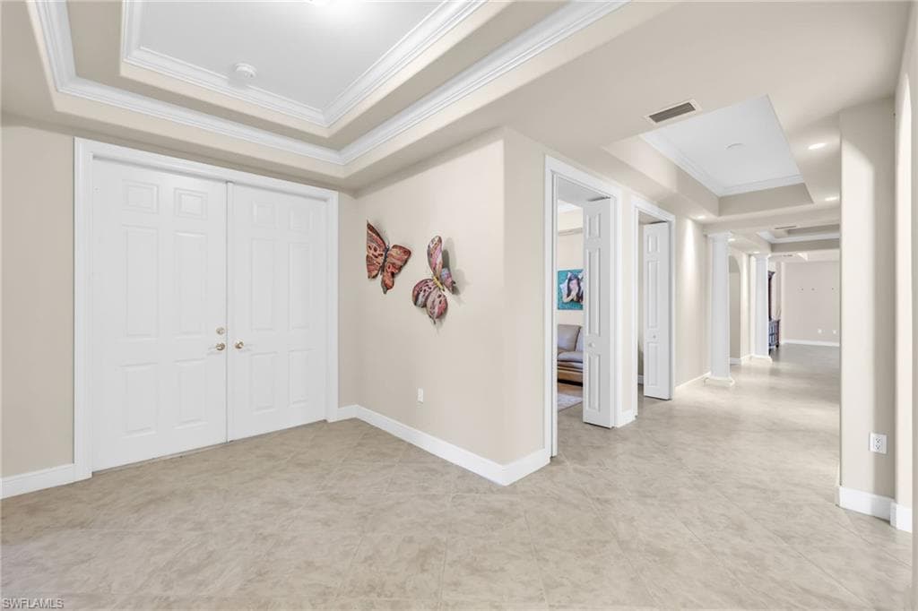 545 Avellino Isles CIR 102 photo 19 of 30