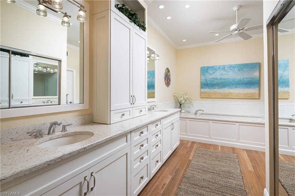 263 Barefoot Beach BLVD PH2 photo 19 of 47