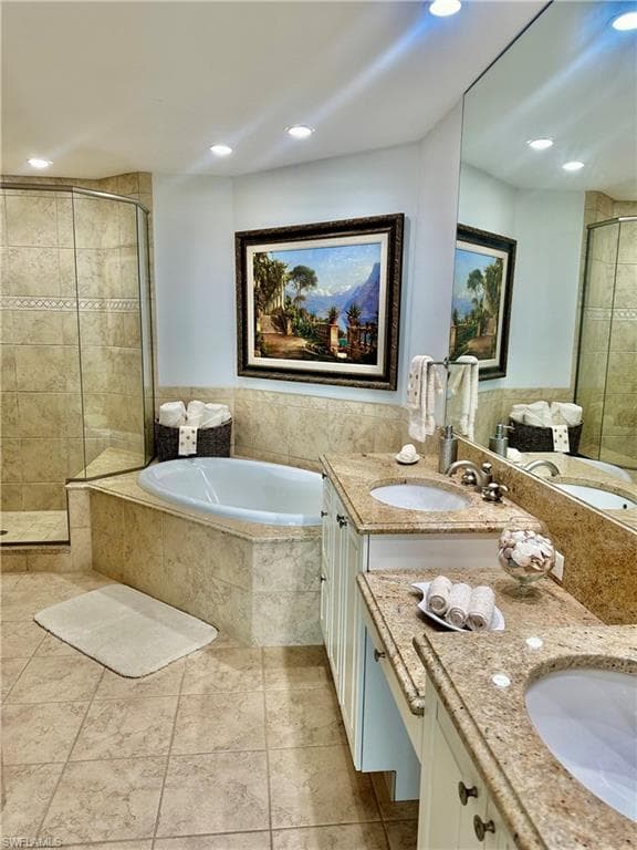 257 Barefoot Beach BLVD 502 photo 9 of 39