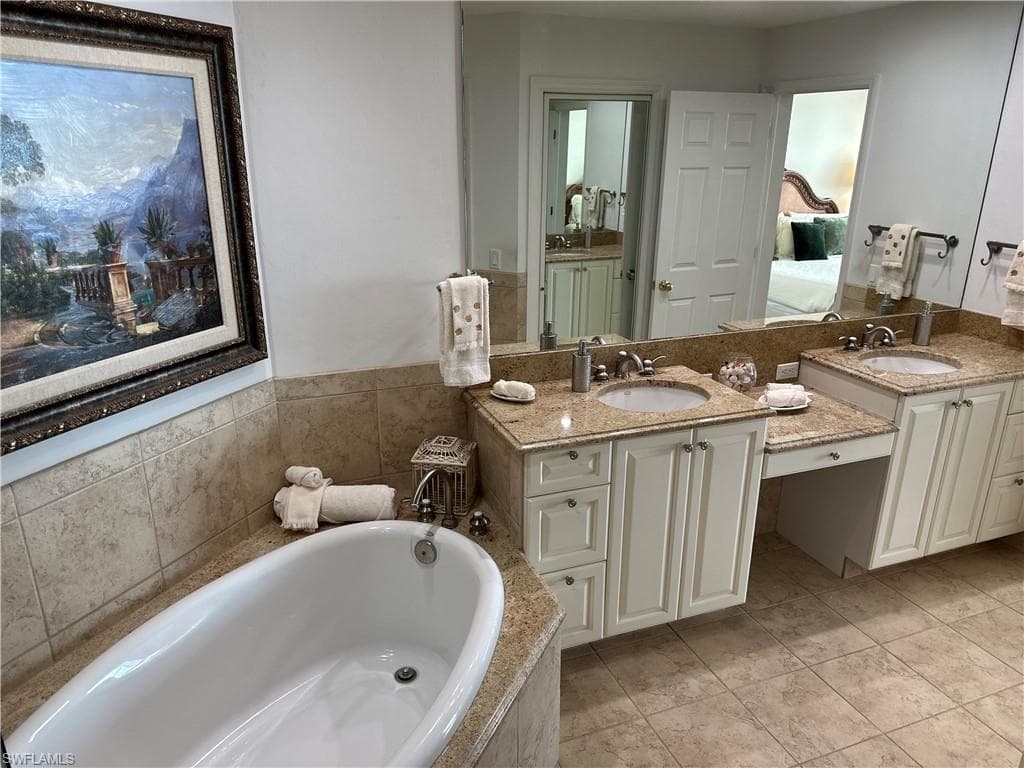 257 Barefoot Beach BLVD 502 photo 10 of 39
