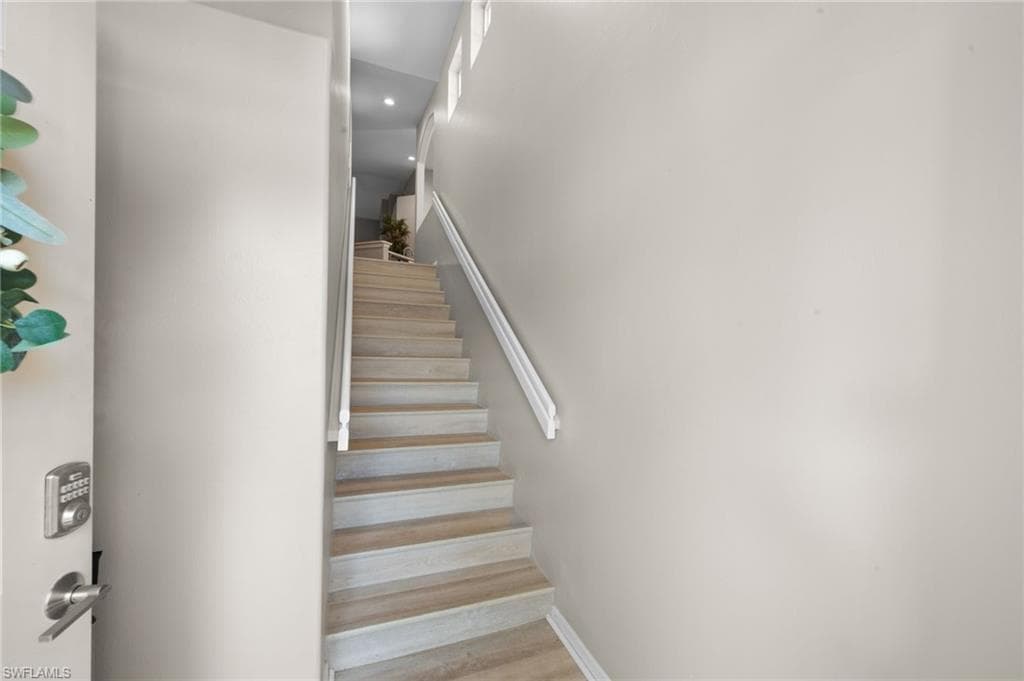 10135 Colonial Country Club BLVD 1208 photo 2 of 36