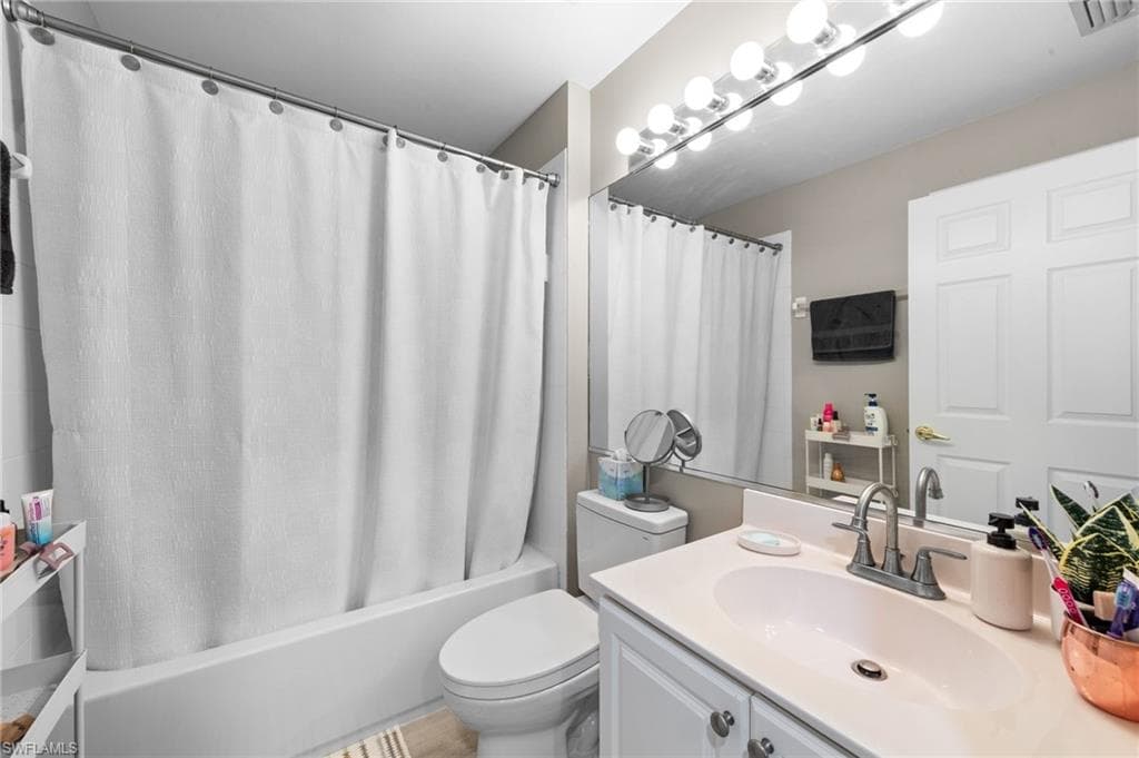10135 Colonial Country Club BLVD 1208 photo 12 of 36