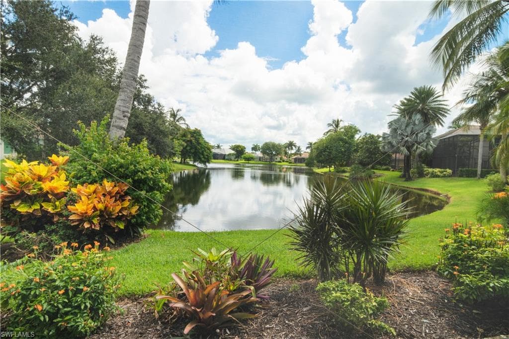 Rear Lanai Water View