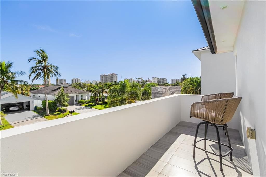 Balcony off the loft