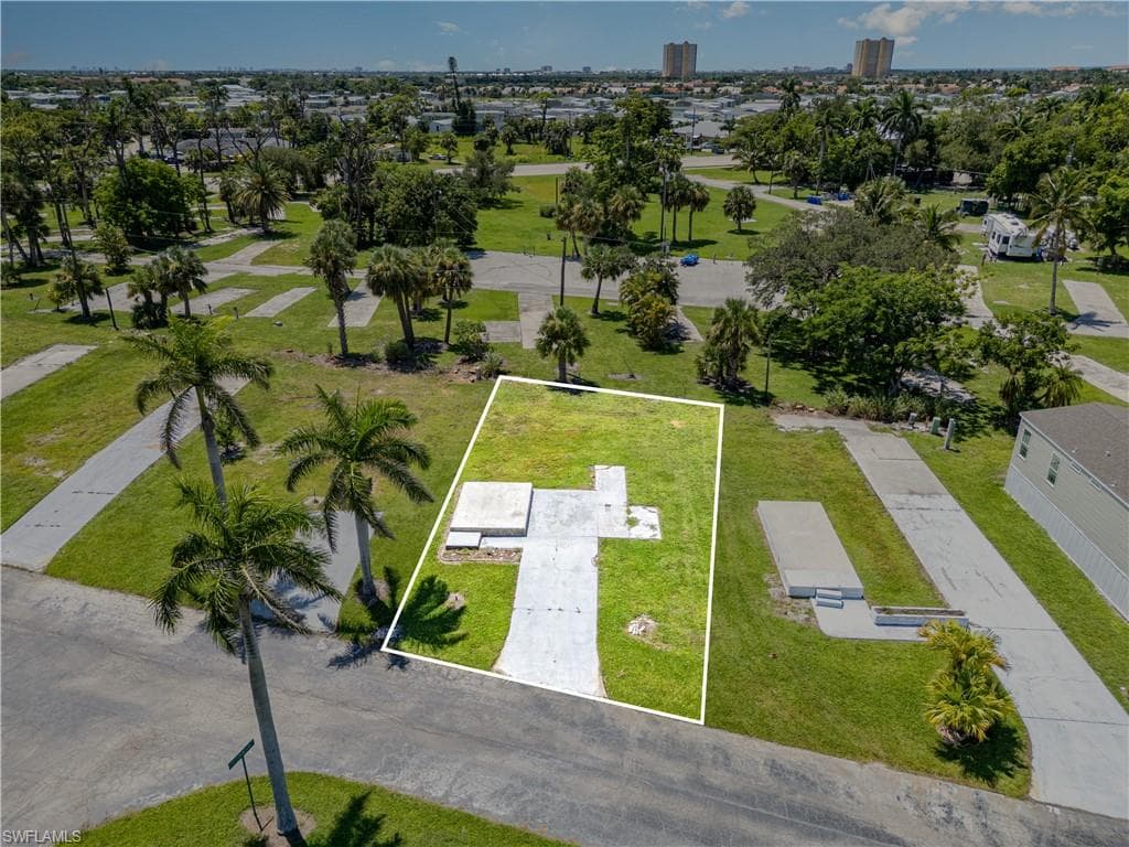 Lot measures approx. 51' x 87'