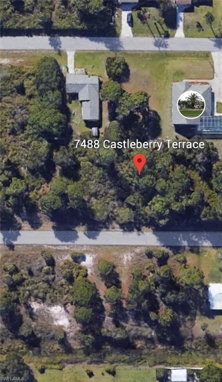Aerial map of property and surrounding area