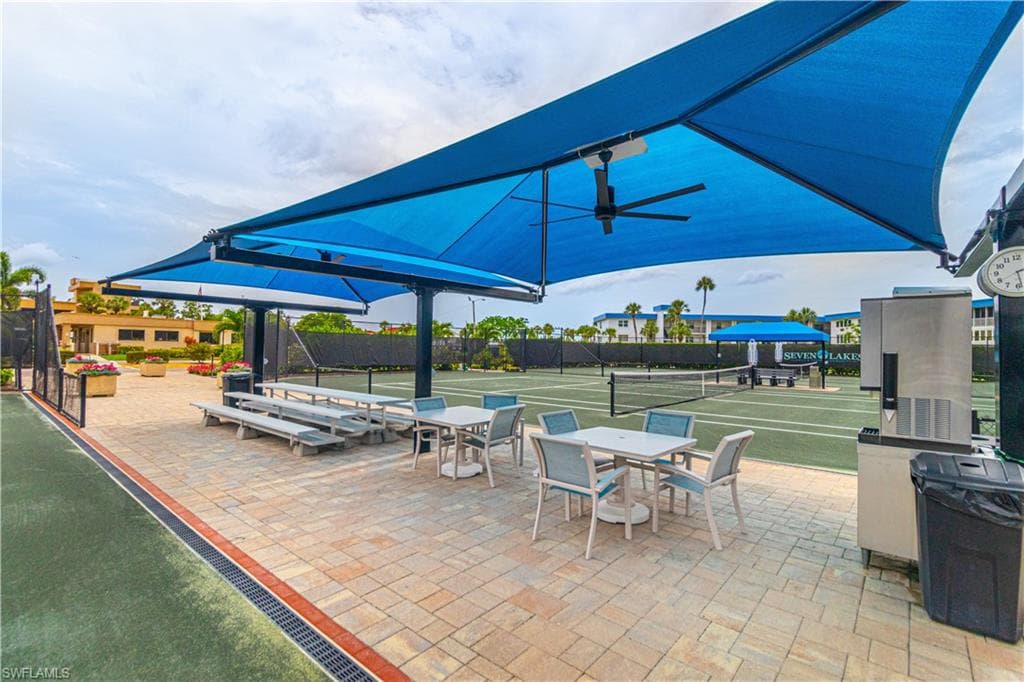 Seating Area in Tennis Courts