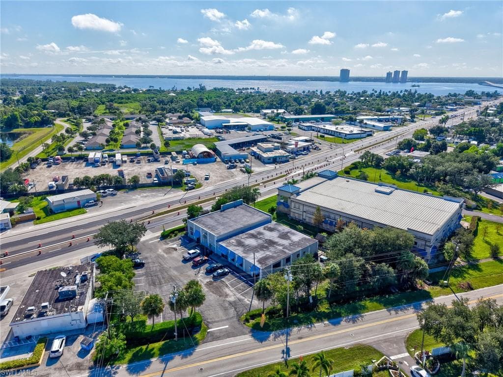 1357 Tamiami TRL photo 6 of 12
