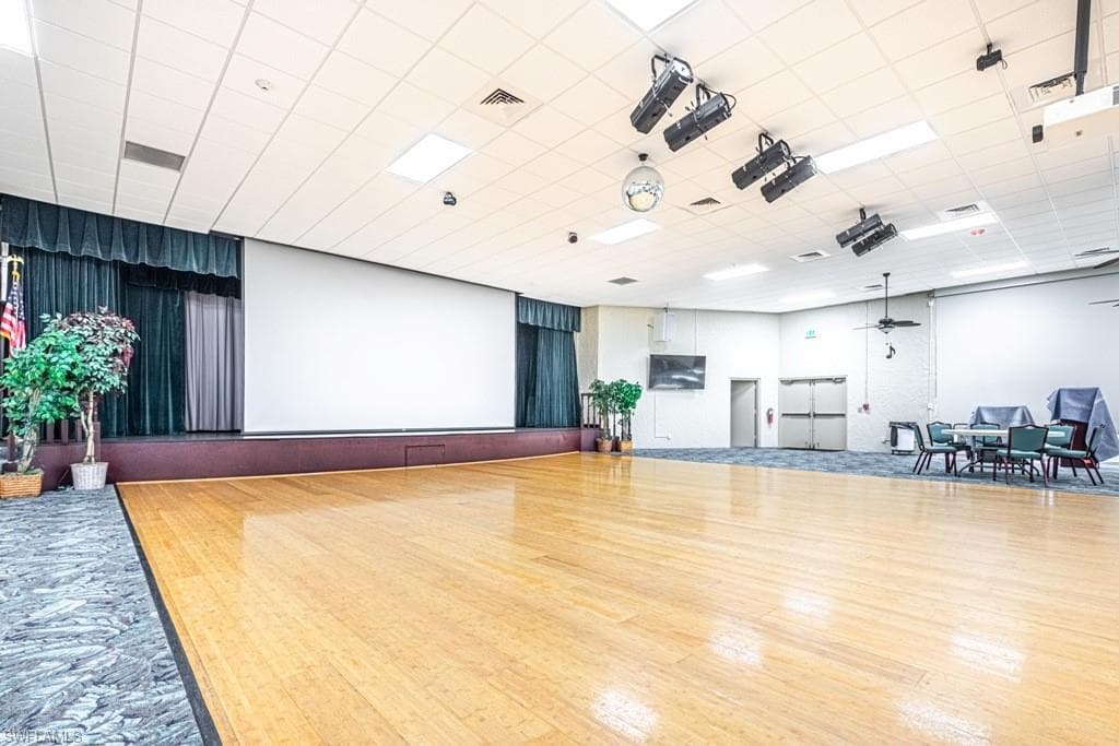 Auditorium that host Entertainment