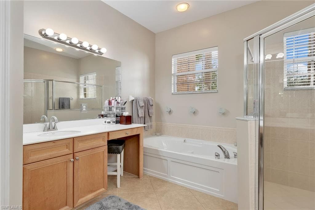 14611 Indigo Lakes CIR photo 25 of 32