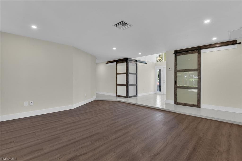 491 Cypress WAY E photo 13 of 42