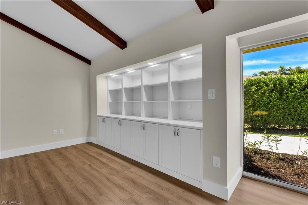 491 Cypress WAY E photo 5 of 42