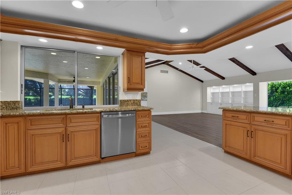 491 Cypress WAY E photo 9 of 42