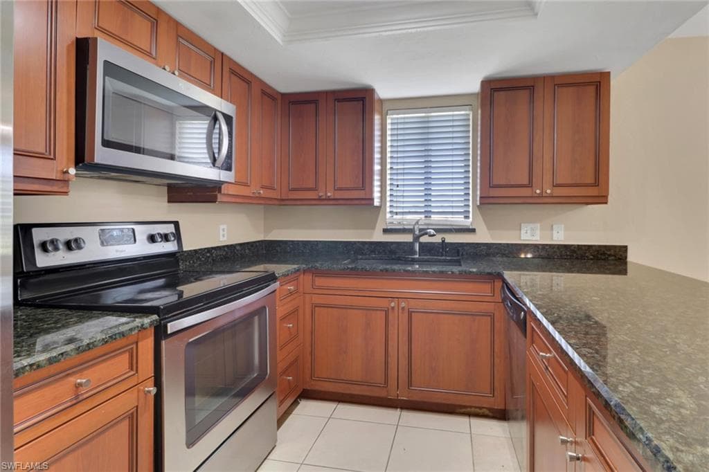 1350 Green Valley CIR 1503 photo 11 of 25