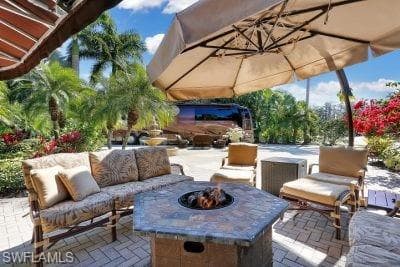 View of patio / terrace featuring outdoor lounge area