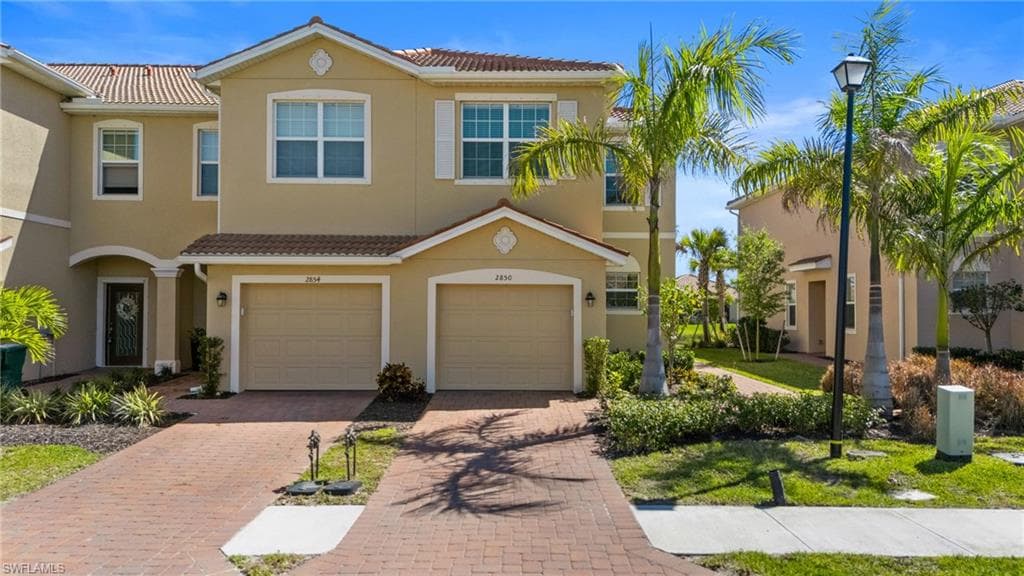2850 Blossom WAY photo 1 of 45