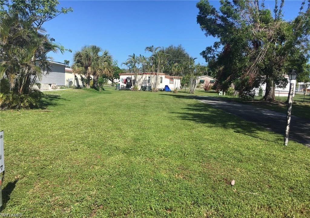 171 Pine Key LN photo 2 of 8