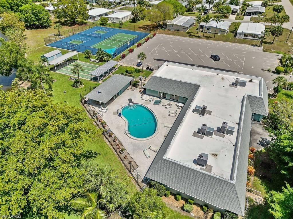 171 Pine Key LN photo 5 of 8