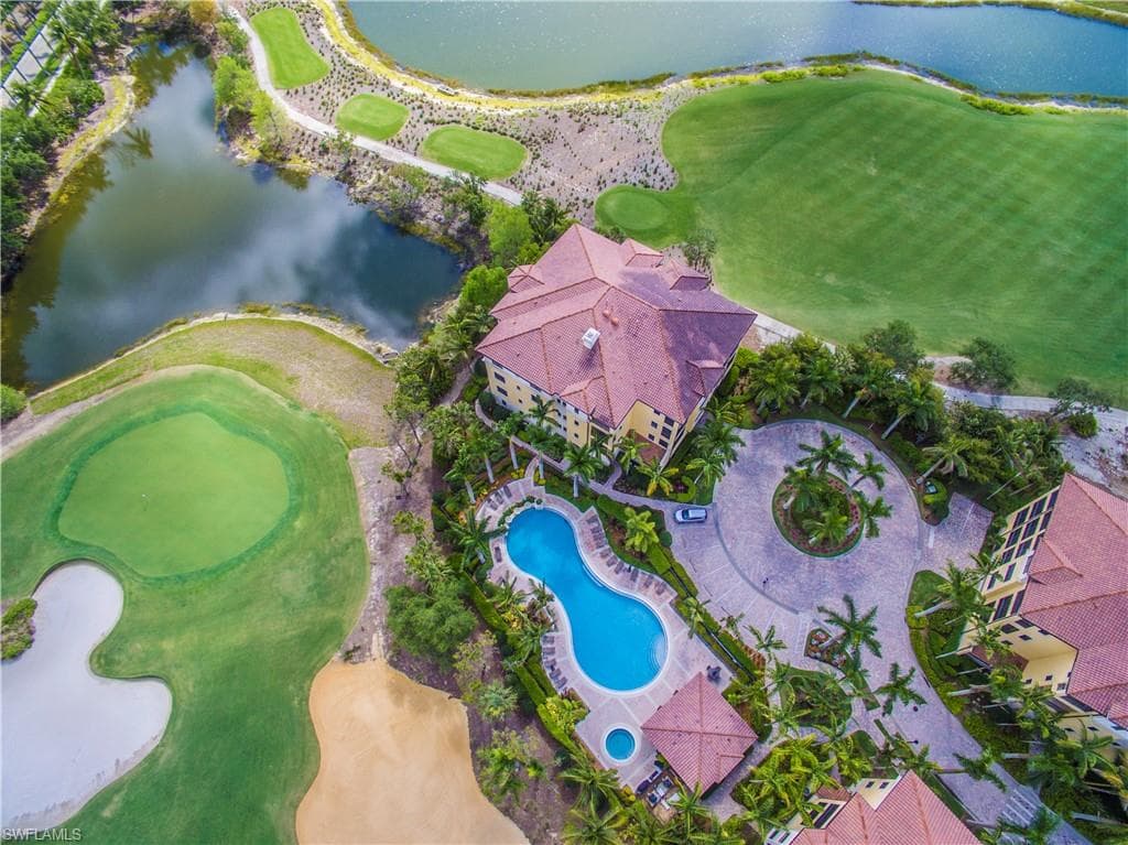 Marquesa pool, spa & grilling station even have a great view!