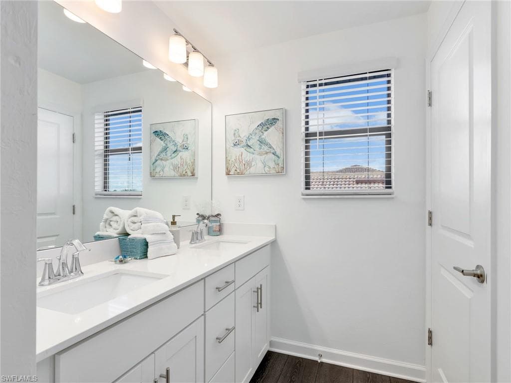 Guest Bathroom 3