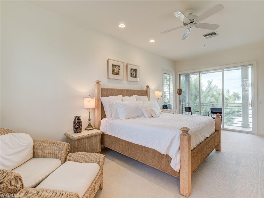 16770 Captiva DR photo 32 of 50