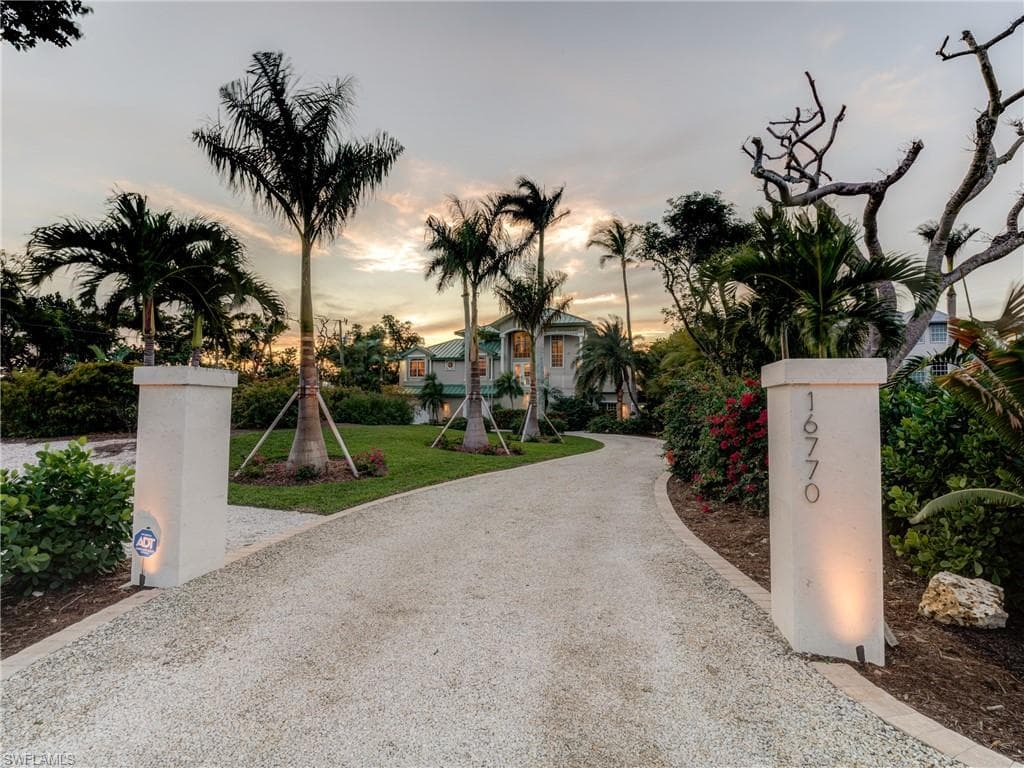 16770 Captiva DR photo 49 of 50