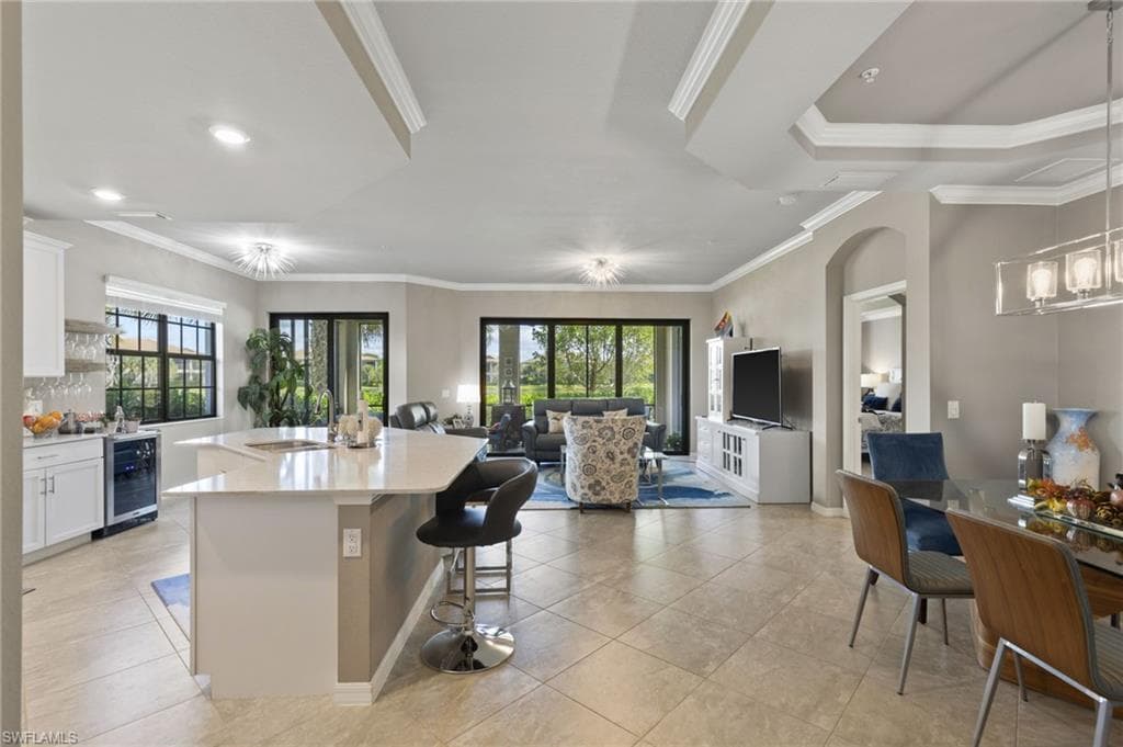 2149 Frangipani CIR 101 photo 4 of 26