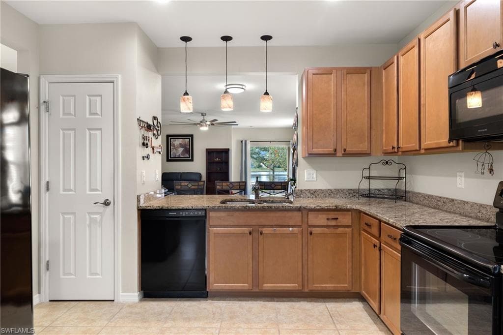 15259 Yellow Wood DR photo 9 of 39