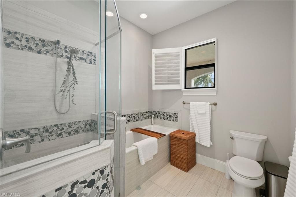 14994 Bonaire CIR photo 36 of 50