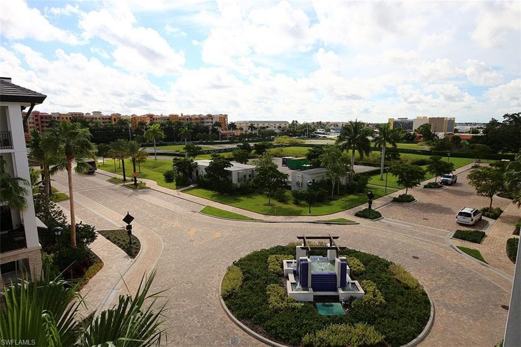 View of home's community