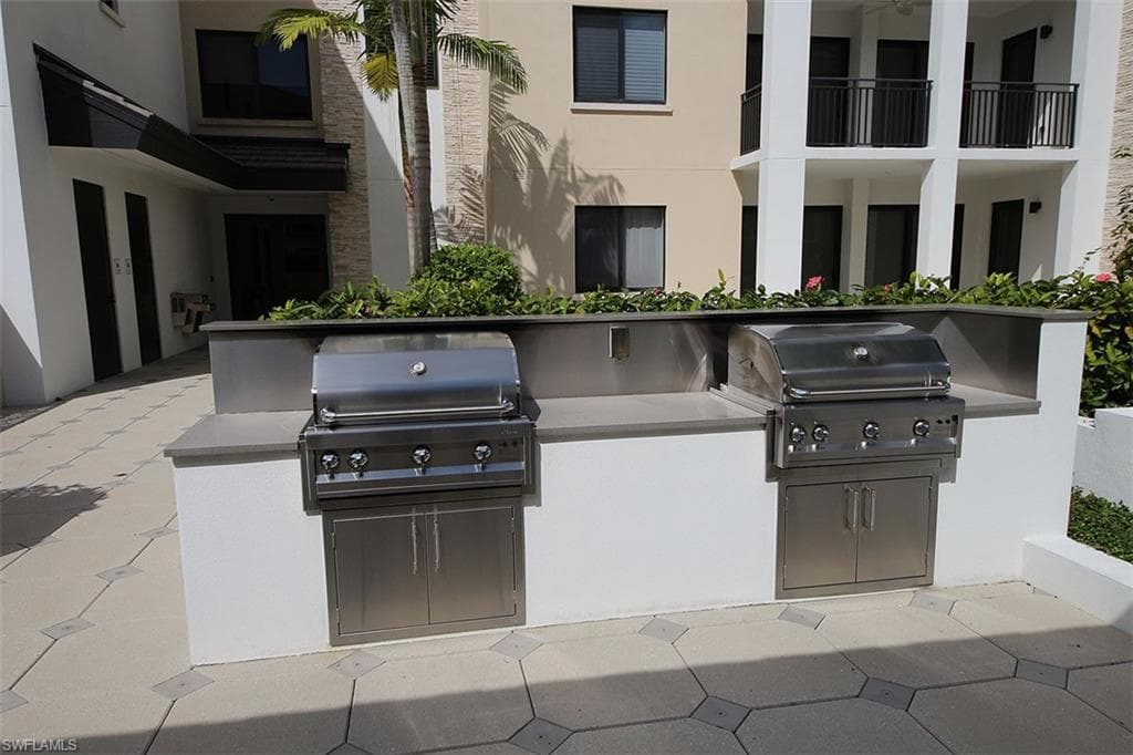 View of patio / terrace with exterior kitchen