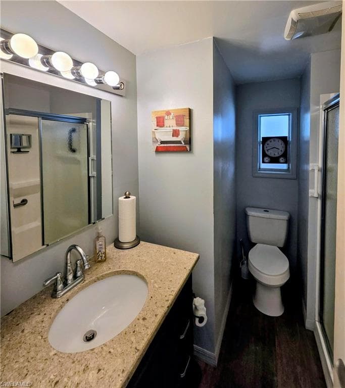 Hall bath with shower