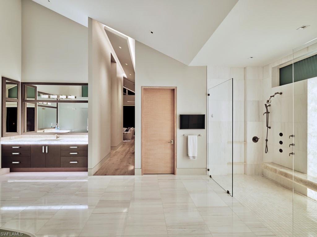27804 Hickory BLVD photo 11 of 31
