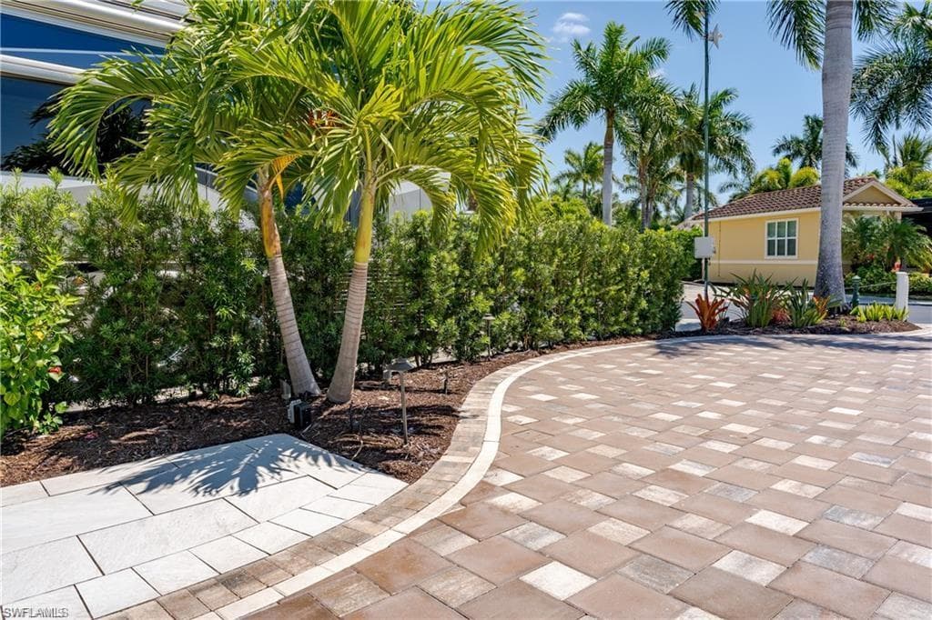 13461 Ladyfish LN photo 13 of 30