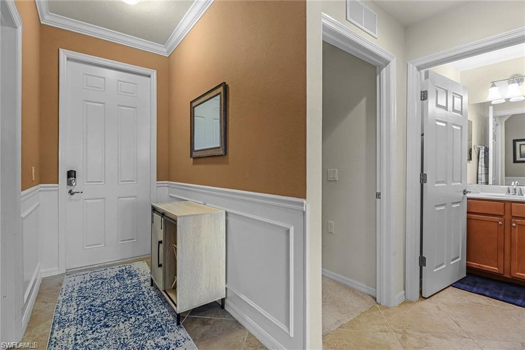 9731 Acqua CT 537 photo 3 of 25