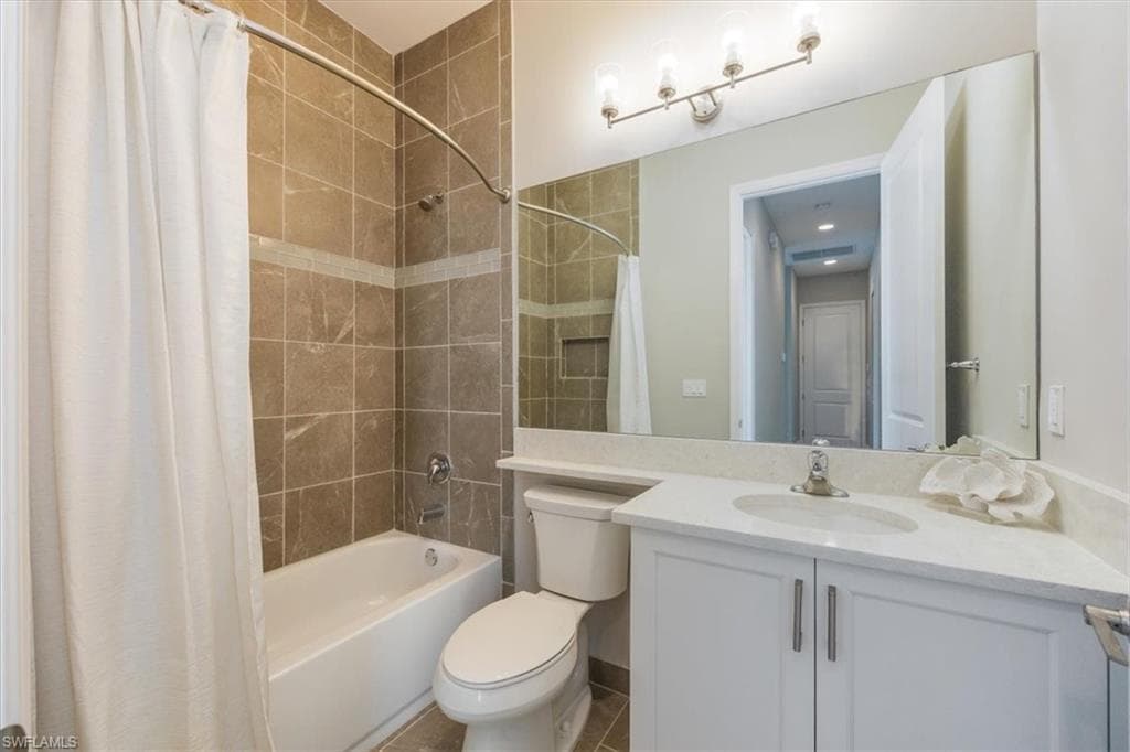 16483 Orinda WAY photo 9 of 38