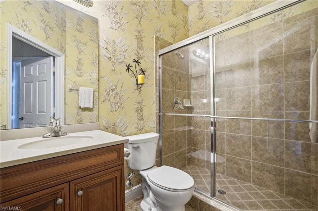 Guest bath with walk in shower