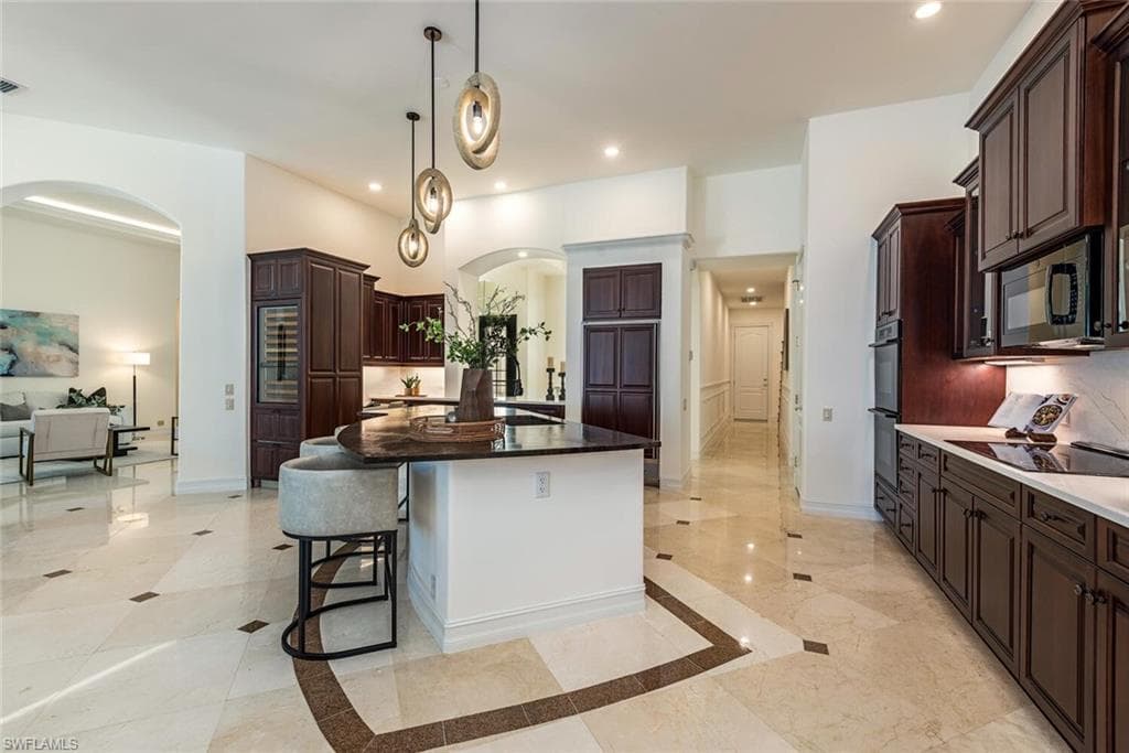 1252 POCANTICO LN photo 15 of 50