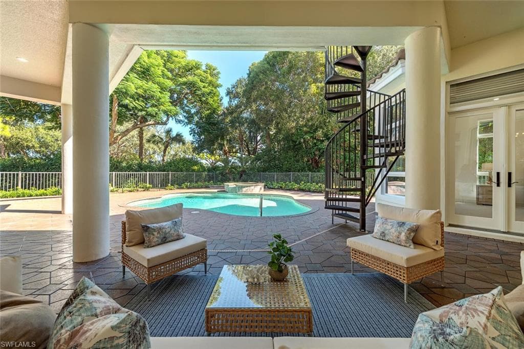 1252 POCANTICO LN photo 8 of 50
