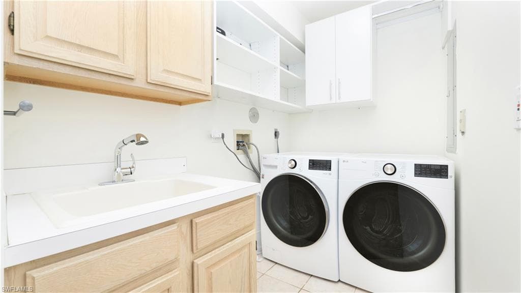 Spacious, storage and a sink