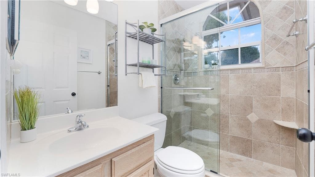 8487 Abbington CIR 1121 photo 16 of 40