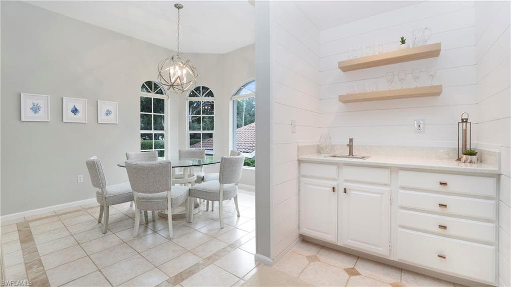 Dining area and wet bar