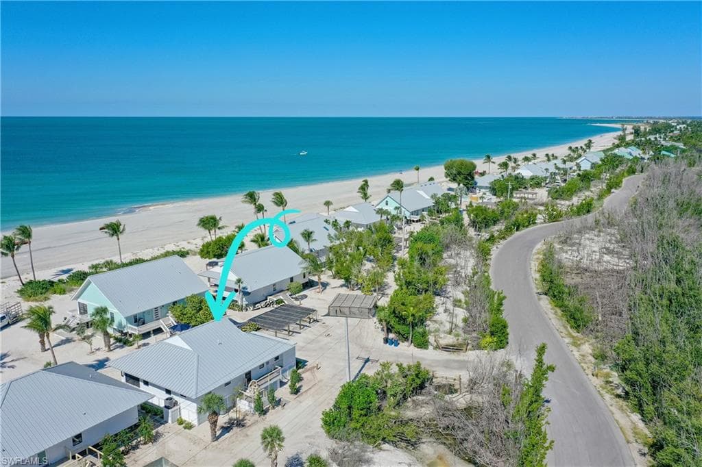 24 Beach Homes photo 36 of 41