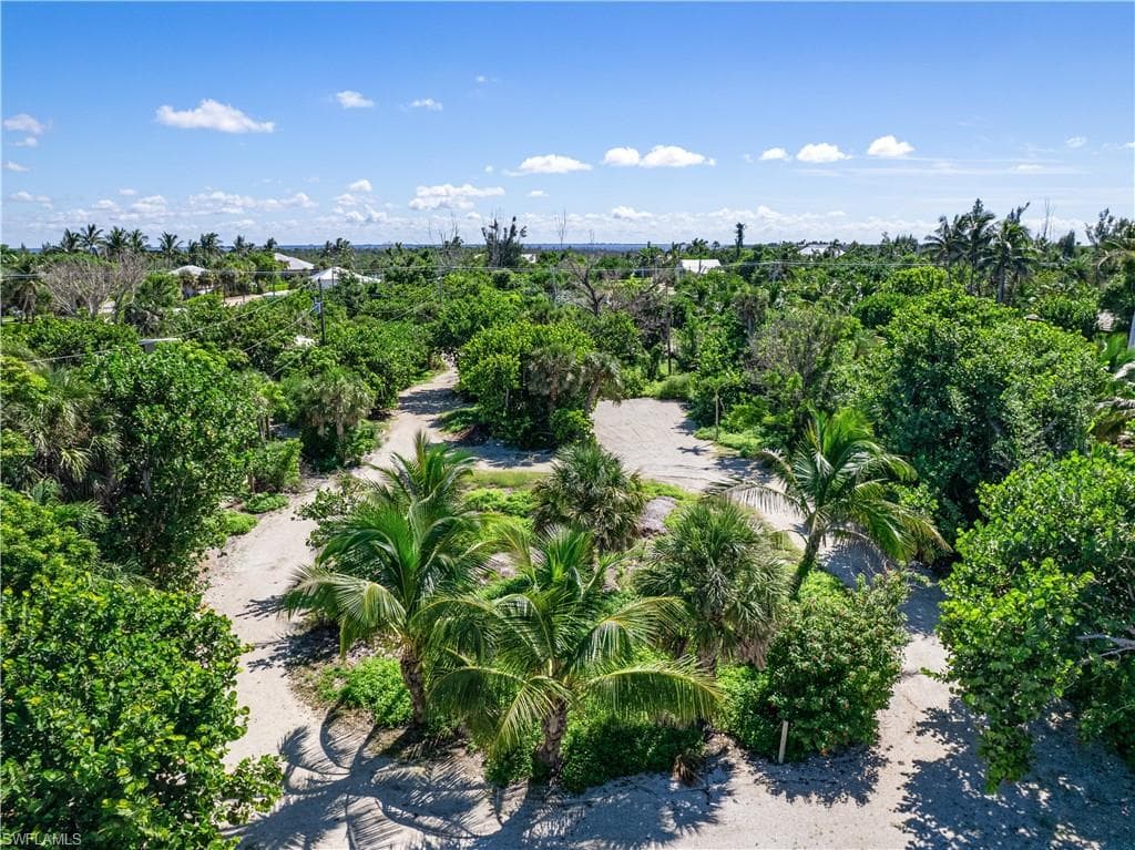 16548 Captiva DR photo 2 of 21