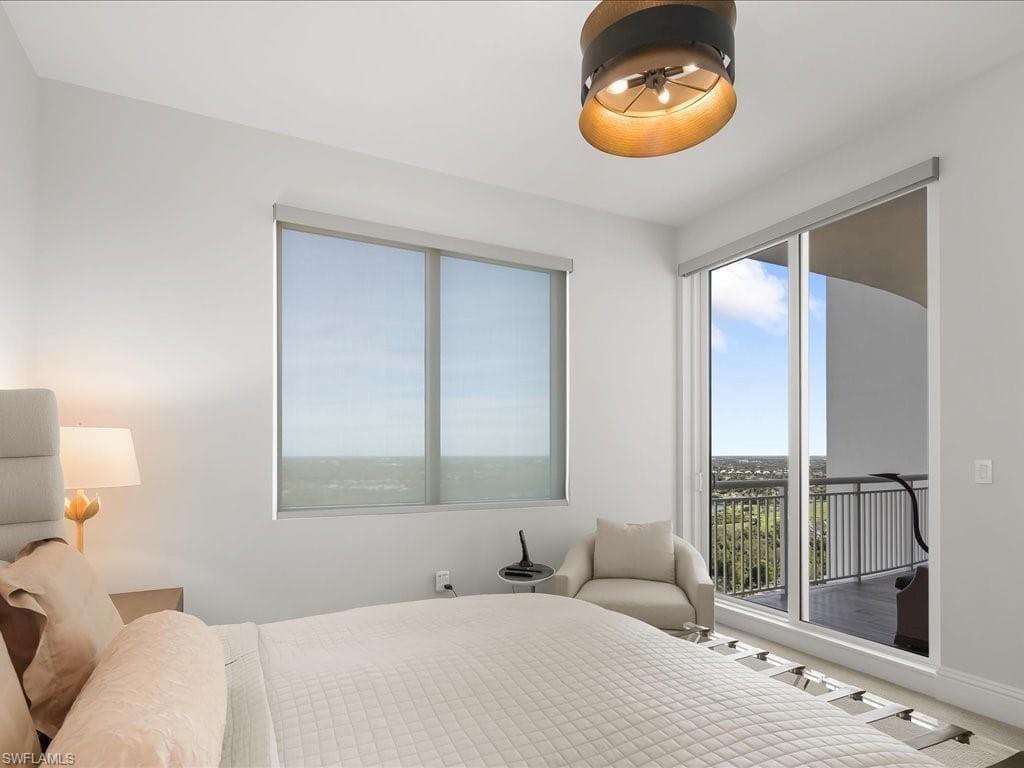 En-Suite secondary bedroom...