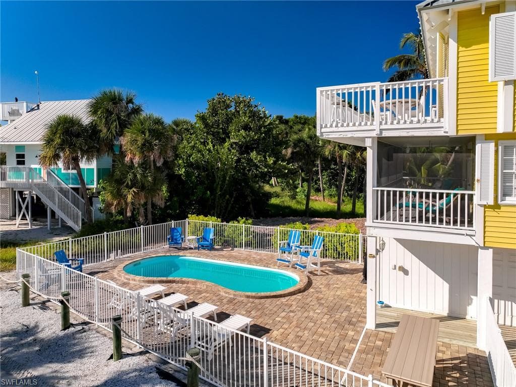 210 White Pelican DR photo 46 of 50