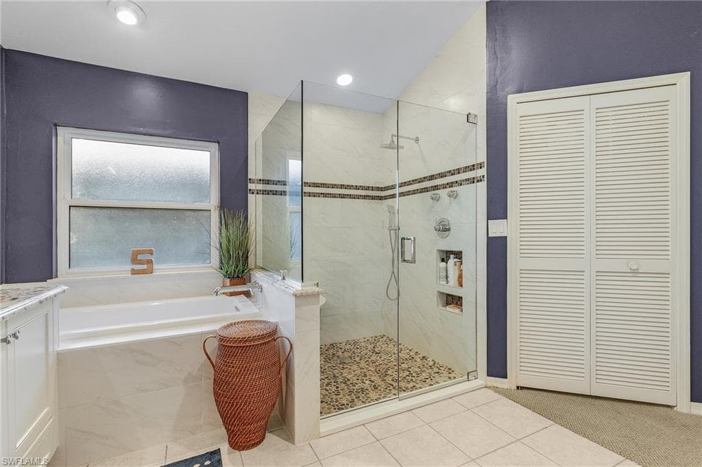 15661 Fiddlesticks BLVD photo 21 of 39