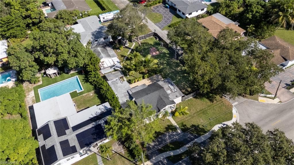 Aerial view of property and surrounding area