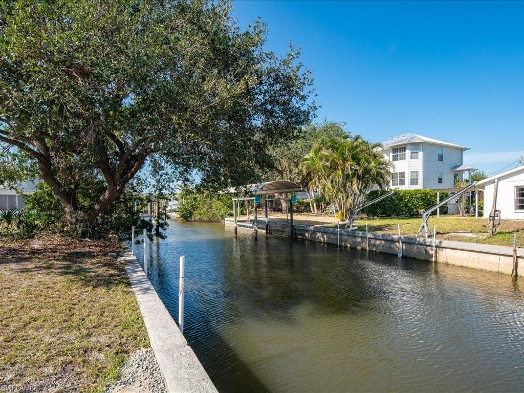 4730 Swordfish ST photo 4 of 16